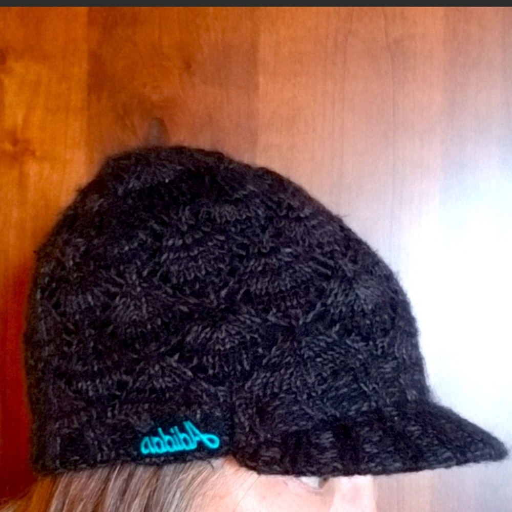🍀2/$15!! Womens Adidas Climawarm Knit Billed Winter Hat Black Gray Warm